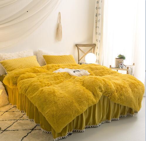 4/6 Pcs Luxury Plush Shaggy Duvet Cover Set. Quilted Pompoms. Bedskirt and Pillow Shams