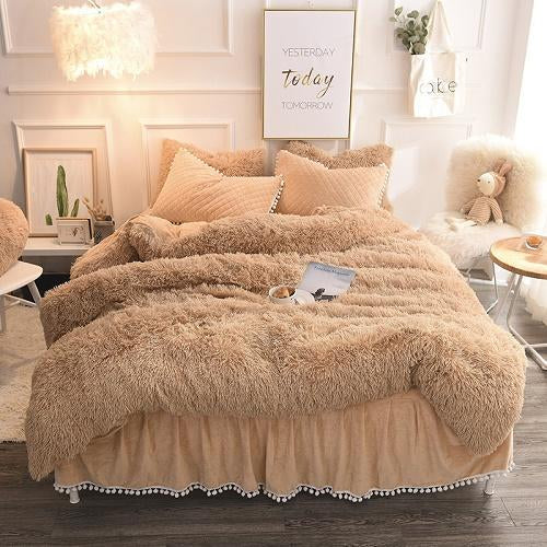 4/6 Pcs Luxury Plush Shaggy Duvet Cover Set. Quilted Pompoms. Bedskirt and Pillow Shams